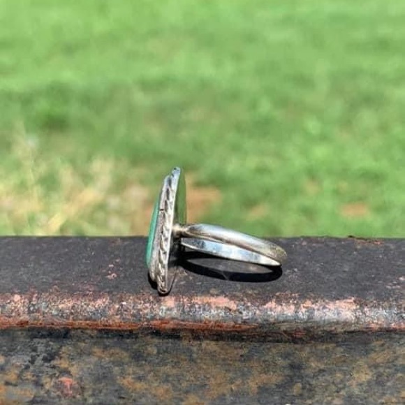 Sterling Silver and Turquoise Ring - Picture 3 of 3